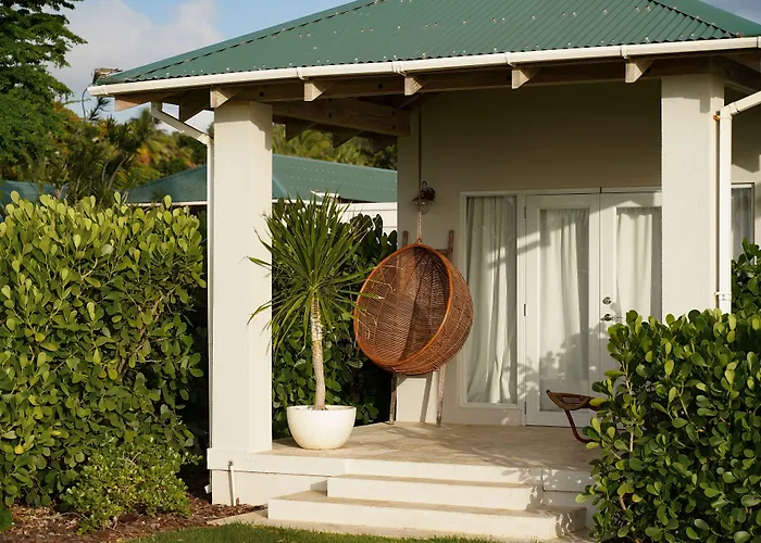 Villa Montana Beach Resort
